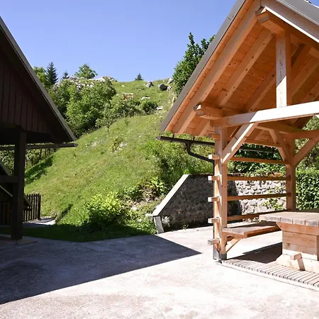 Apartma Pri Bizjaku Apartment