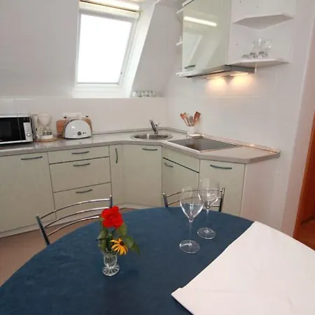 Apartma Pri Bizjaku