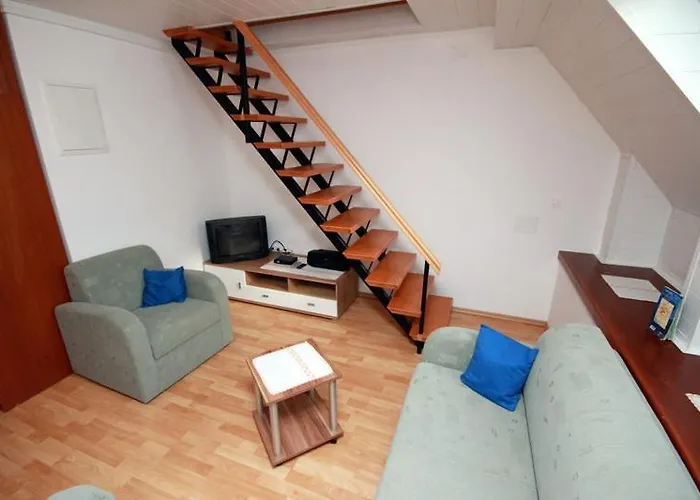 Daire Apartma Pri Bizjaku